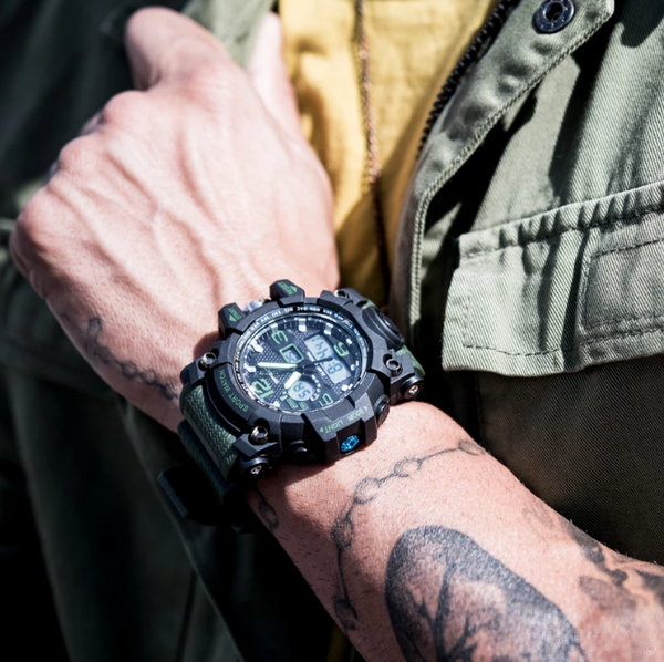 DEVOIR MILITARY WATCH