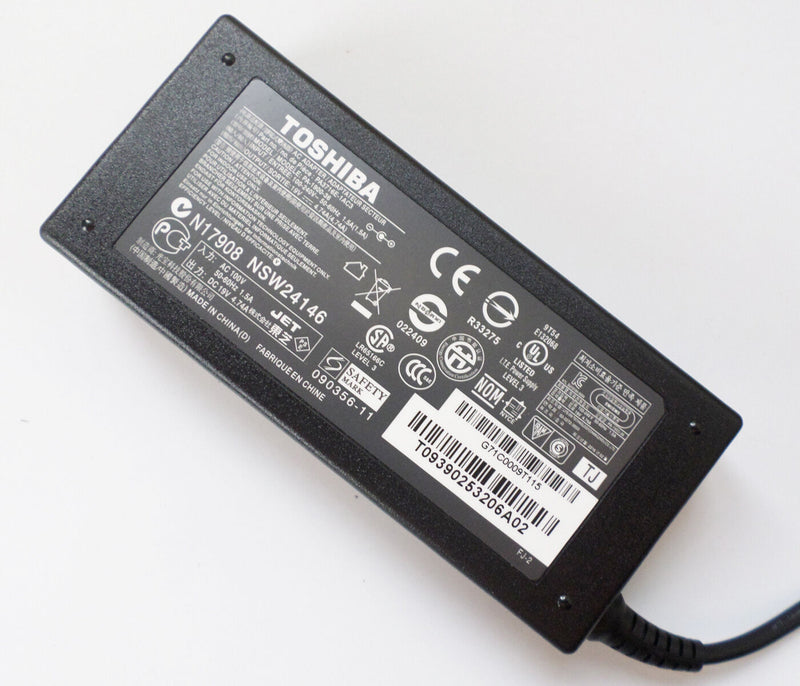 NEW Original Toshiba Satellite A665 A655D C650 C650D AC Adapter Charger 4.74A 90W