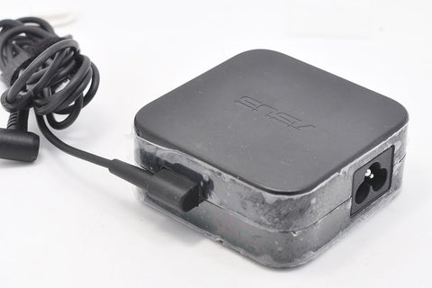 Original ASUS 65W AC Adapter ADP-65GD B For ASUS X550LA-XH51 X551MA X552CL 3.42A