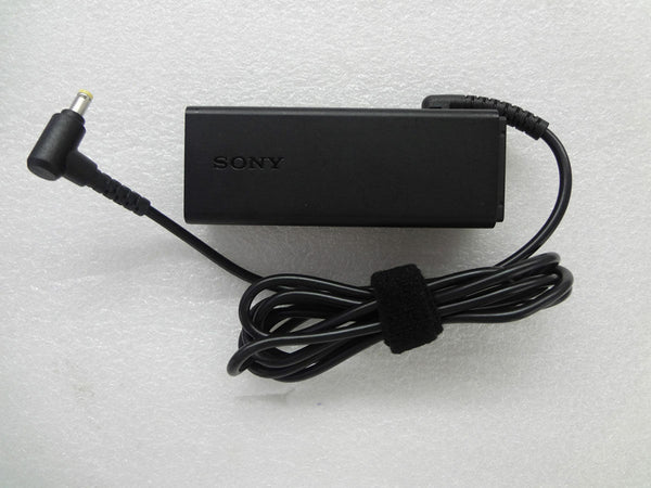 NEW Original AC Adapter Charger Sony VAIO FIT 13A SVF13N12CWS SVF13N17PG VGP-AC19V74