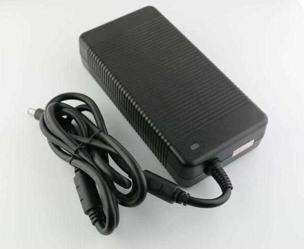 Original 19.5V 16.9A 330W AC Power Adapter Charge For Dell Alienware M17 R4 2021 RTX 3070 Charger