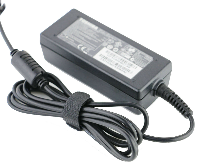 NEW Original Toshiba Portege Z930-105 Z930-S9311 AC Adapter Charger 19V 2.37A 45W