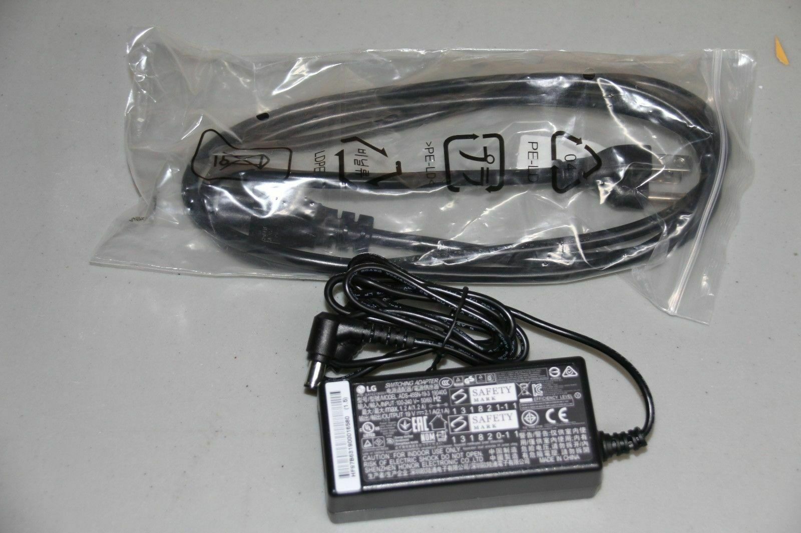 New Original OEM LG 19V 2.1A AC/DC Adapter  LG 28MT45A,28MT45B LCD-LED TV