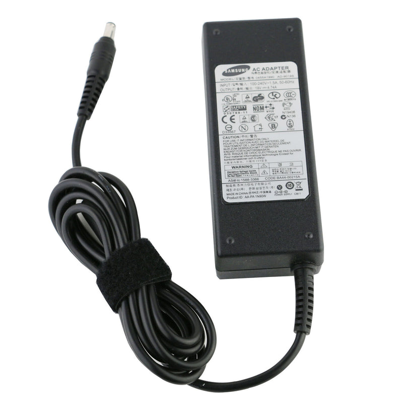 Original AC Adapter Charger For Samsung R700 R18 R58 R26 SADP-90FH 19V 4.74A 90W Charger