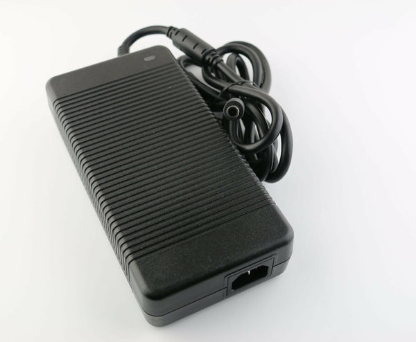 Original 19.5V 16.9A 330W AC Power Adapter Charge For Dell Alienware M17 R4 2021 RTX 3070 Charger
